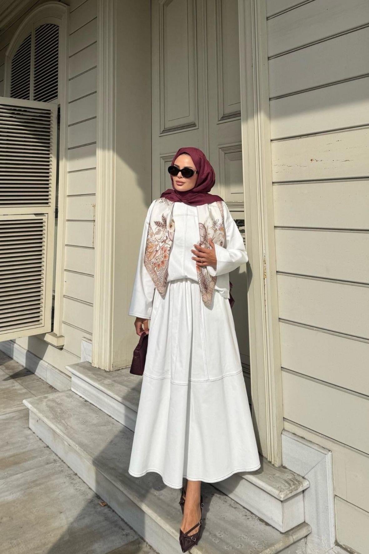 Gabardin Tensel Etekli Takım Ekru