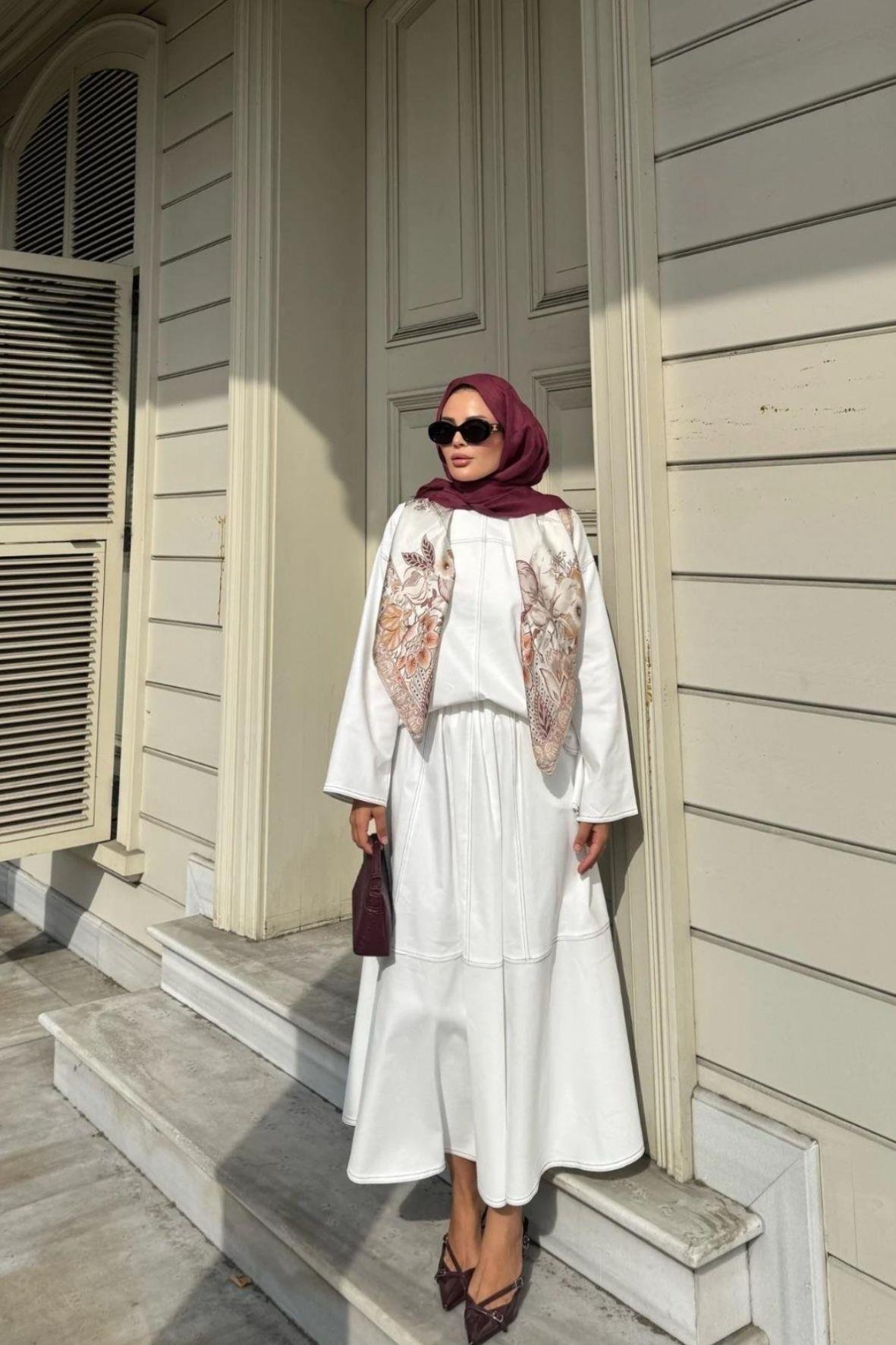 Gabardin Tensel Etekli Takım Ekru