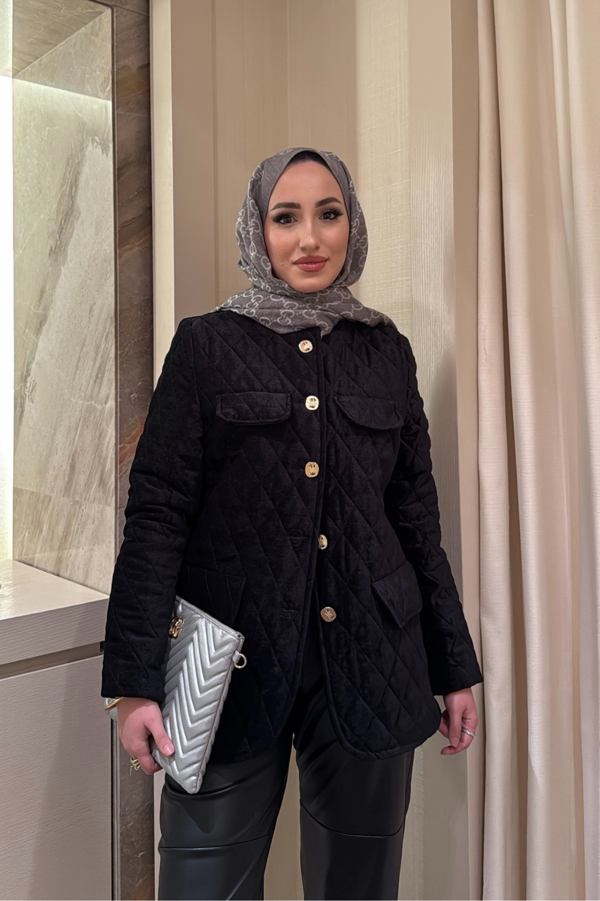 Kadife Kapitone Mont-Siyah