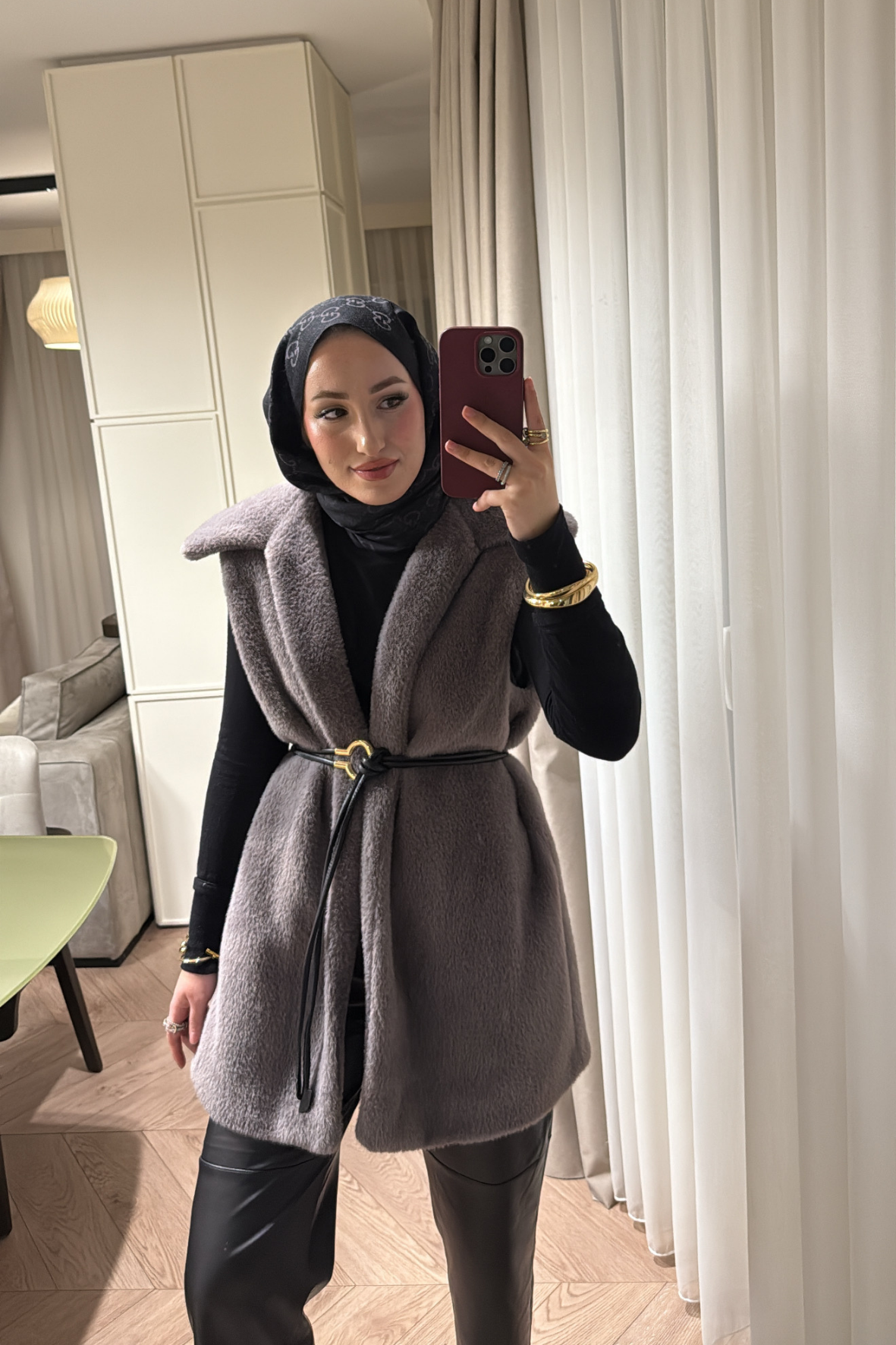 Kemer Detaylı Yakalı Angora Kürk Yelek-Gri