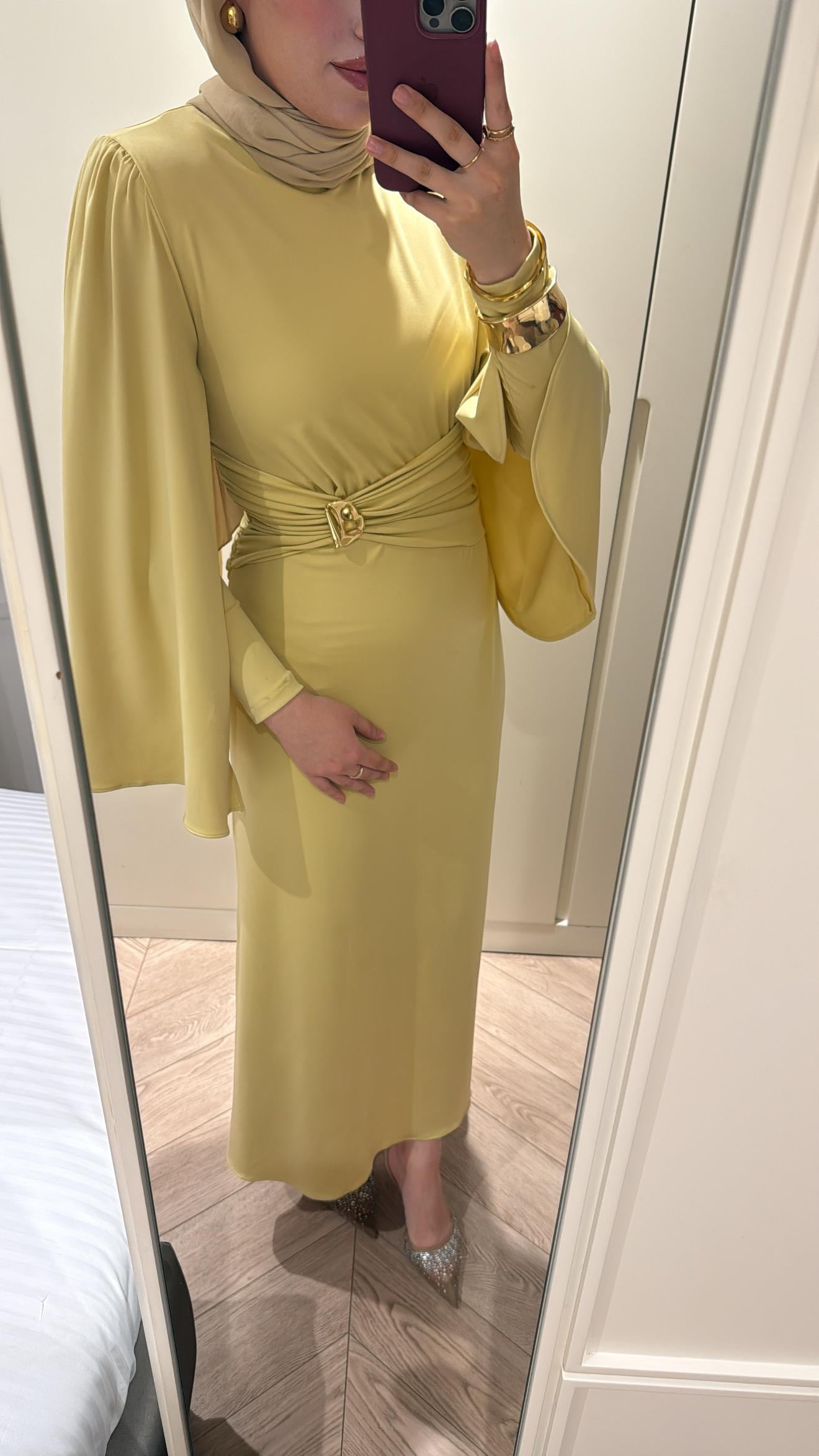 Lesgo Broş Detay Elbise- Butter Yellow 
