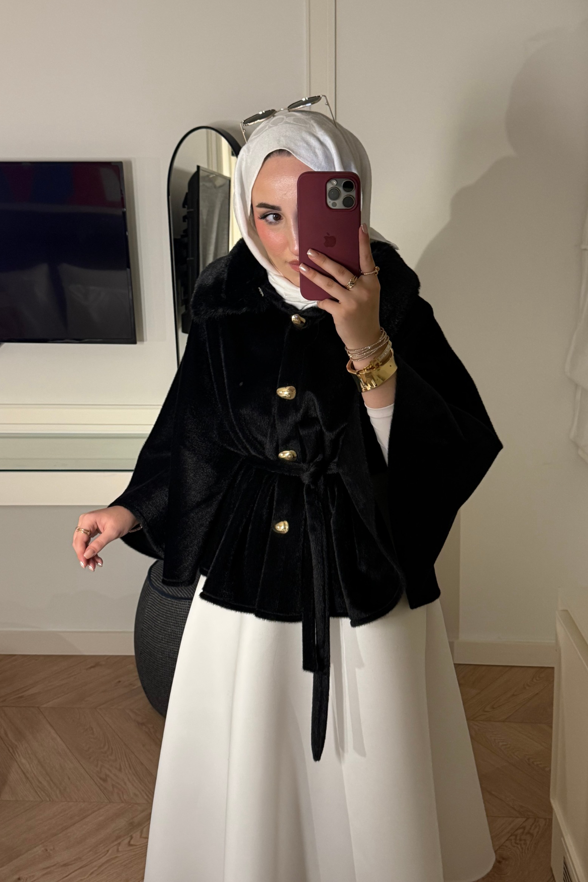 Suzana Yakası Kürklü Panço-Siyah