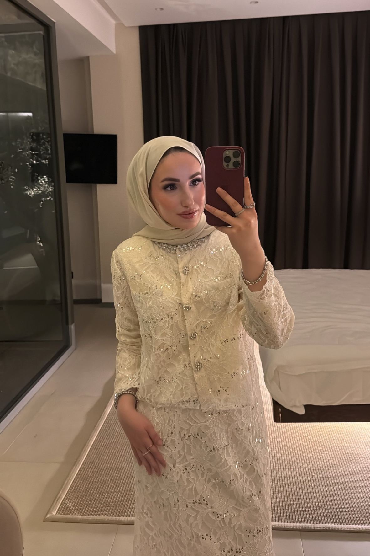 Umay İthal Dantelli Etekli Takım - Ekru