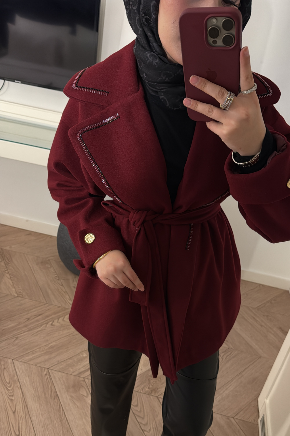 Yakası Boncuklu Nakışlı Gold Kaşe-Bordo