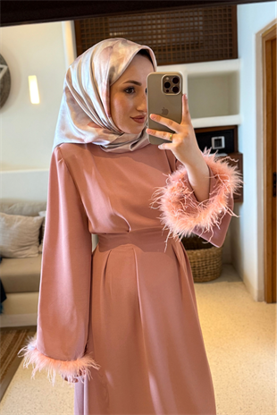 Kolları tüylü i̇thal elbise-toz pembe - vakronline