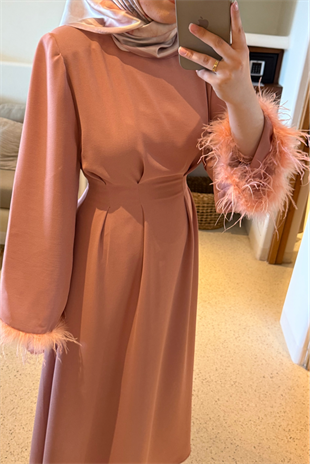 Kolları tüylü i̇thal elbise-toz pembe - vakronline