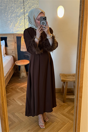 Kolları tüylü i̇thal elbise-acı kahve - vakronline