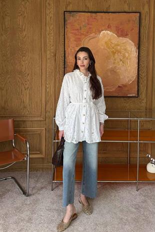 Broşlu Özel Tasarım Ceket-beyaz