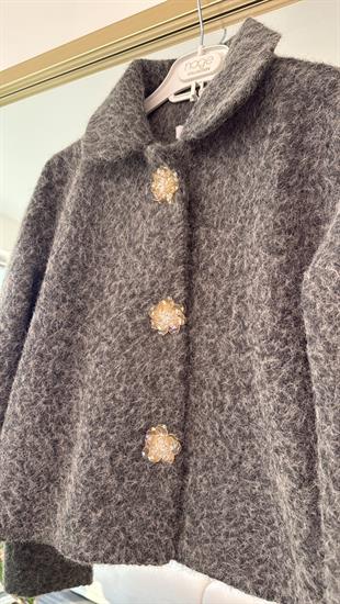 Çiçek Düğmeli Keçe Kısa Ceket Gri