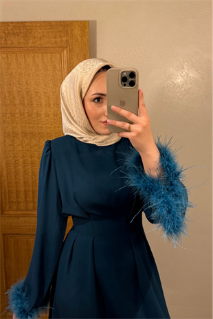 Kolları tüylü i̇thal elbise-petrol- vakronline