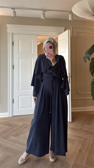 Darcy Pelerinli Pantolonlu Takım Lacivert 
