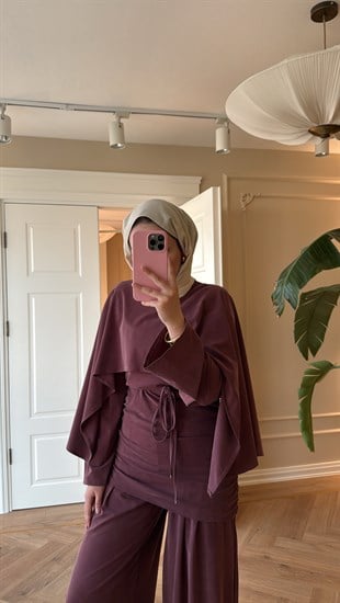 Darcy Pelerinli Pantolonlu Takım Mürdüm
