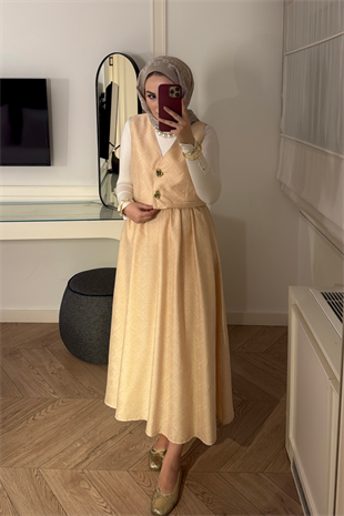 Farah Gold Düğmeli Etekli Takım-Bej