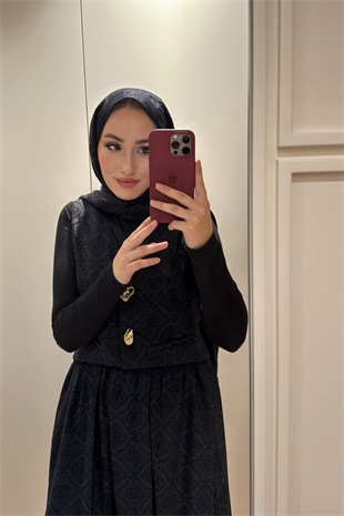 Farah Gold Düğmeli Etekli Takım-Siyah