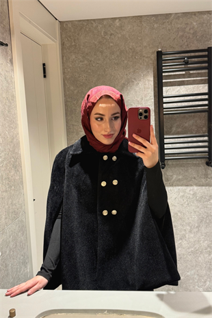 Gold Düğme Detaylı Panço - Siyah