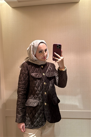 Kadife Kapitone Mont-Haki