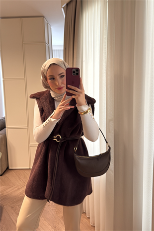 Kemer Detaylı Yakalı Angora Kürk Yelek-Acı Kahve