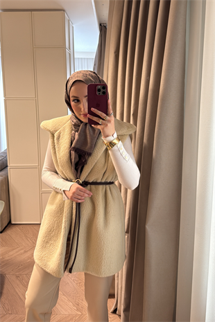 Kemer Detaylı Yakalı Angora Kürk Yelek-Bej