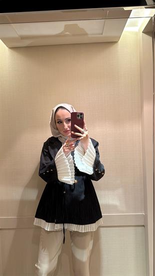 Kol Ağızları Piliseli Ceket-siyah 