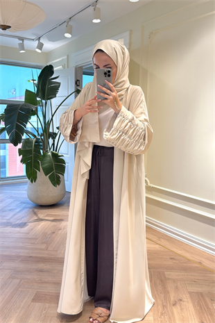Kolları Taş Büzgü Detaylı Abaya - Bej  (ŞAL HEDİYELİ )