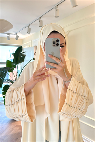 Kolları Taş Büzgü Detaylı Abaya - Krem (ŞAL HEDİYELİ )