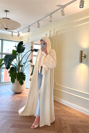 Kolları Taş Büzgü Detaylı Abaya - Krem (ŞAL HEDİYELİ )