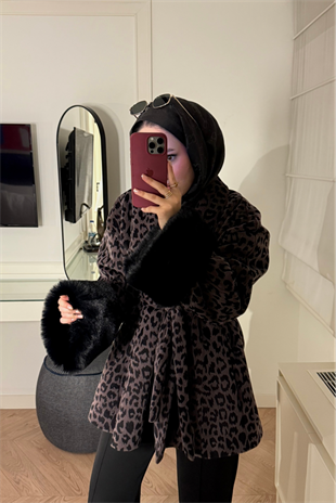 Kolları Tüylü Leopar Desenli Kaban-Vizon