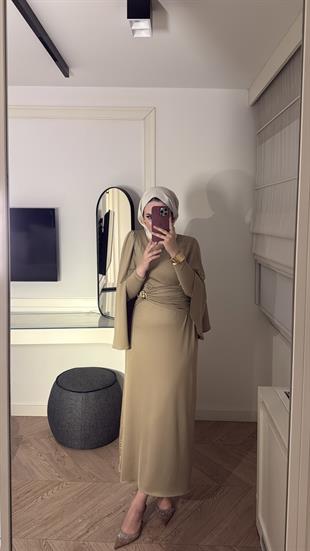 Lesgo Broş Detay Elbise- Vizon