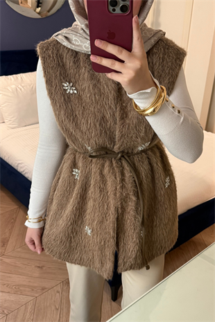 Lucci Kristal Taşlı Kürk Yelek-camel