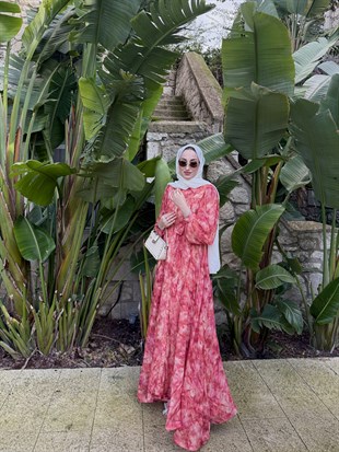 Martine Elbise - Pembe
