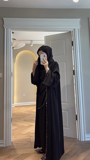 Meloria Taş Şerit Detaylı Abaya - Siyah (ŞAL HEDİYELİ ) 