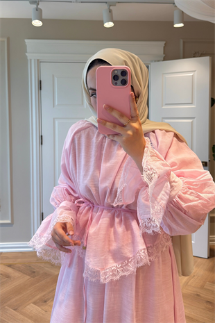 Noble Uçları Tül Dantel Detaylı Takım-Pembe