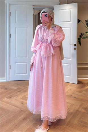 Noble Uçları Tül Dantel Detaylı Takım-Pembe