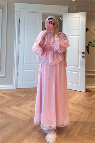 Noble Uçları Tül Dantel Detaylı Takım-Pembe