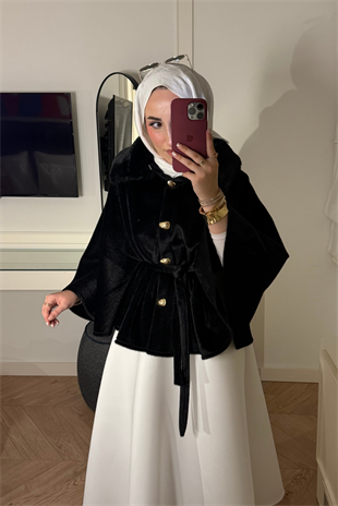 Suzana Yakası Kürklü Panço-Siyah