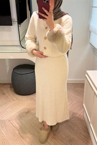 Triko Detay Kürklü Takım - Ekru