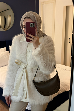 Vessa Deri Yakalı İthal Kürk -Ekru