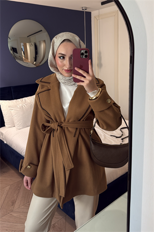 Yakası Boncuklu Nakışlı Gold Kaşe-Camel