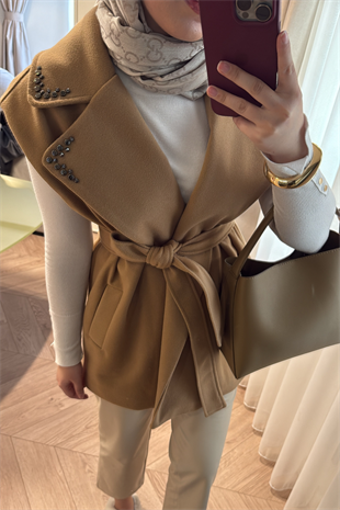 Yakası Taşlı Kaşe Yelek-Camel