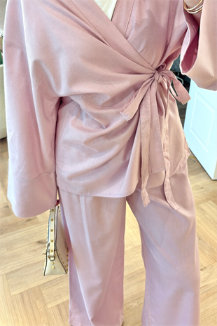 Yandan Bağlamalı Pantolonlu Takım - Pembe
