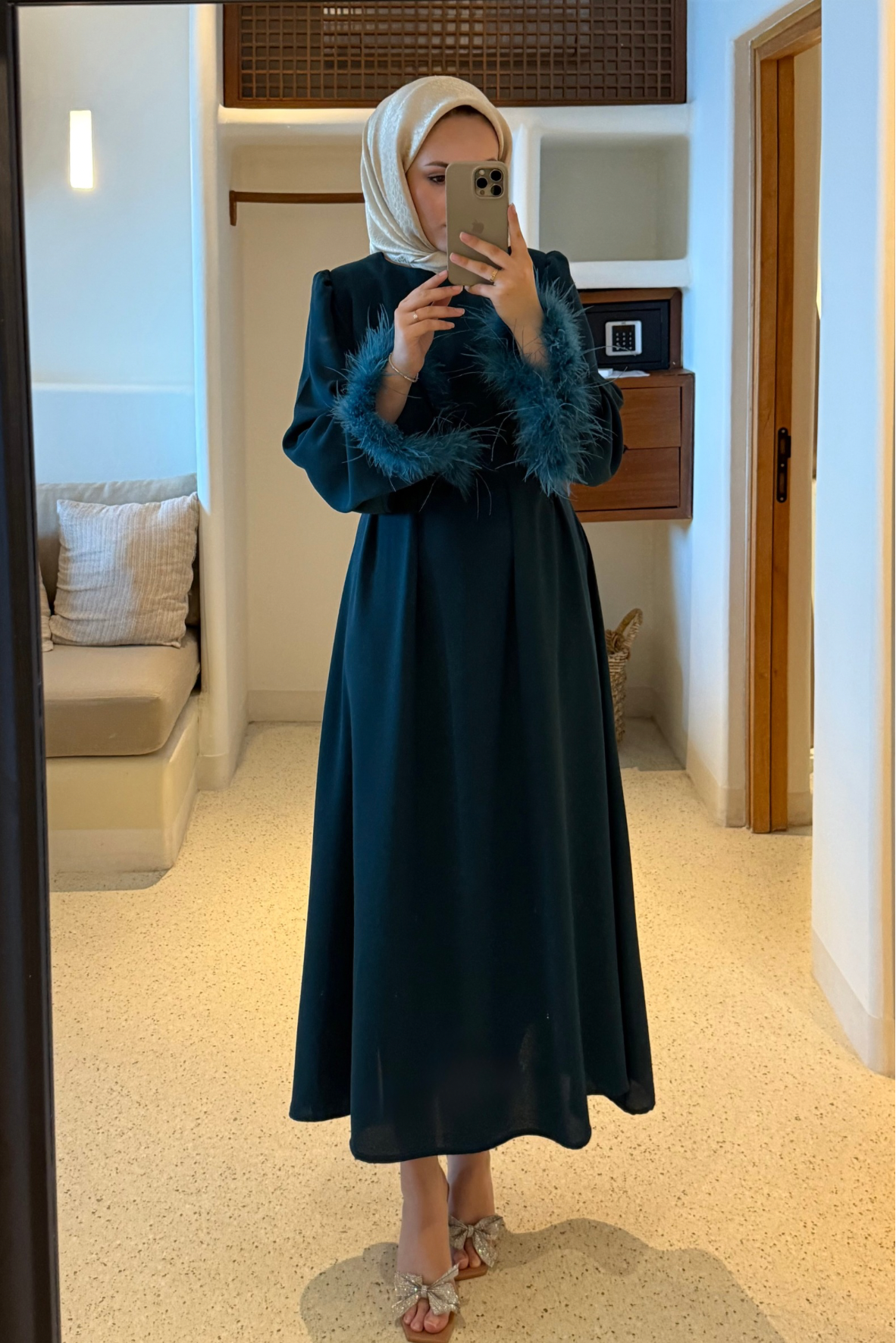 Kolları tüylü i̇thal elbise-petrol- vakronline