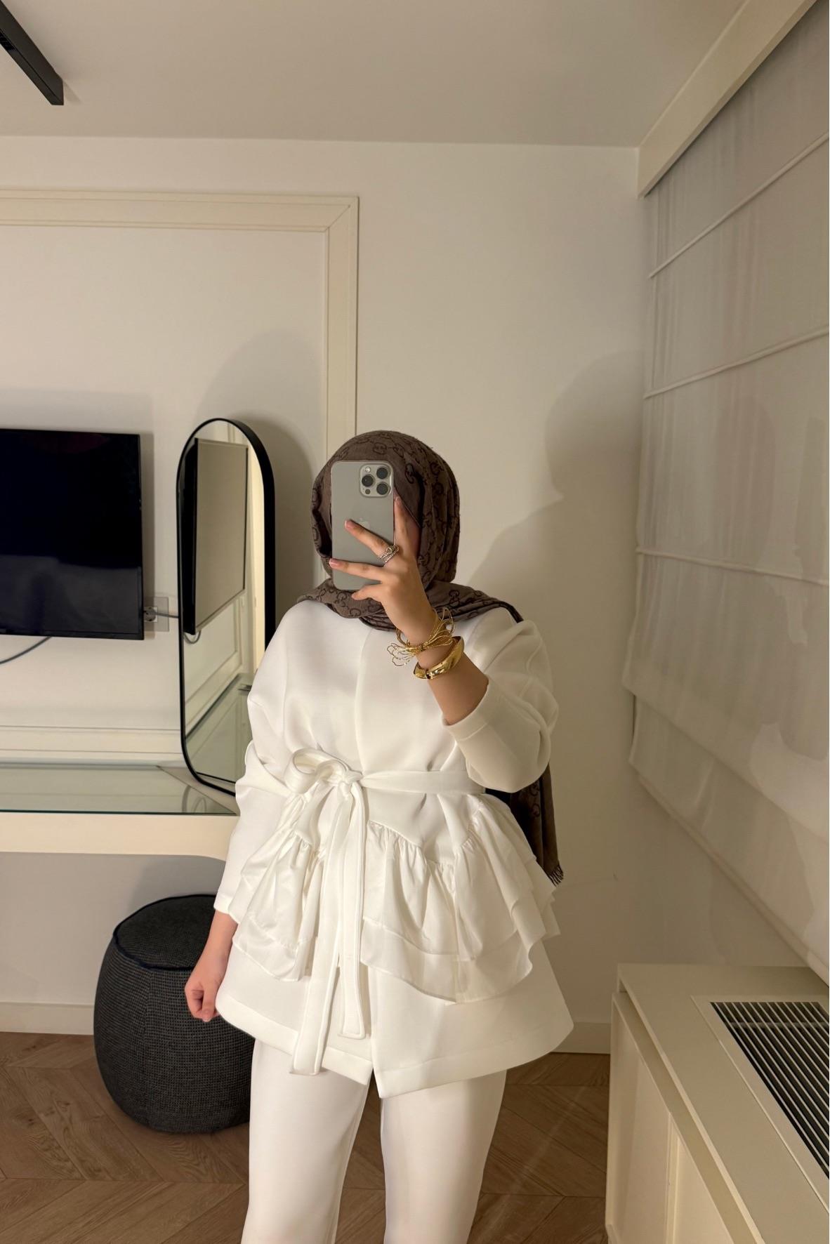 Arine Puf Pantolonlu Takım-beyaz-65500