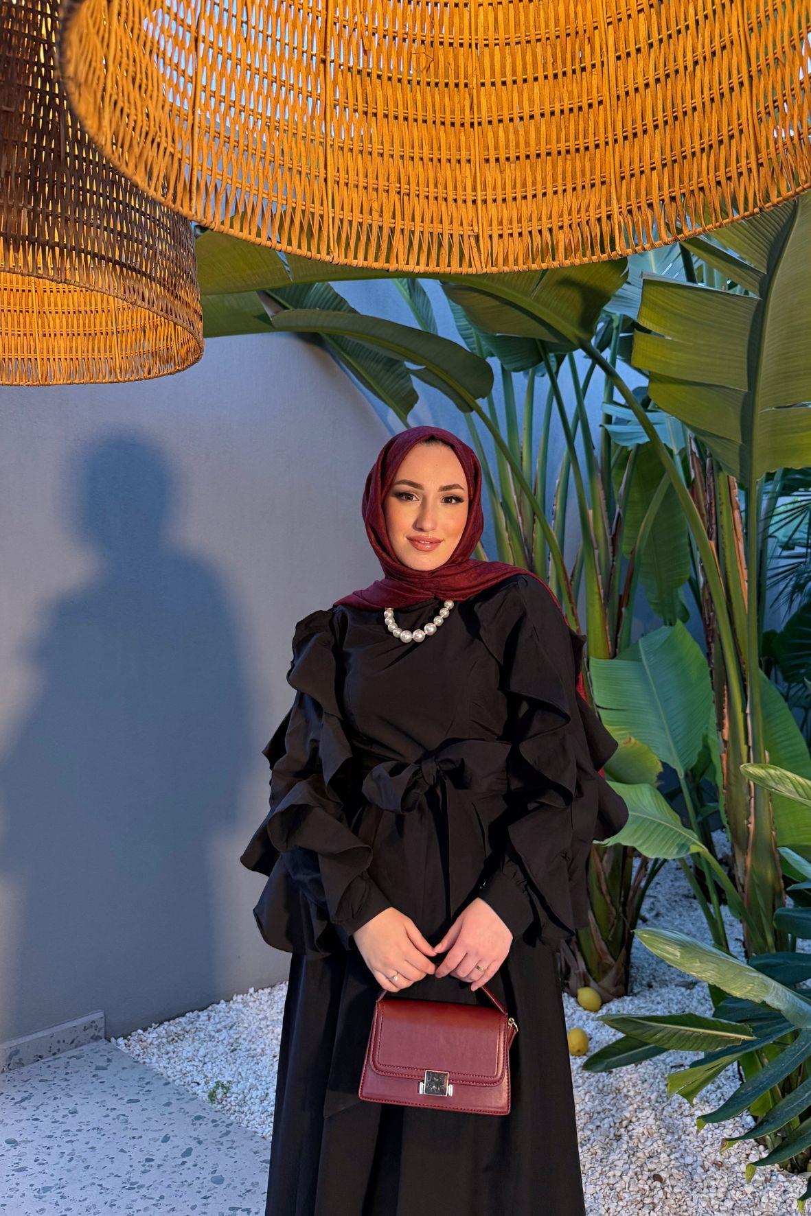 Yare kolları kıvrımlı elbise-siyah - vakronline