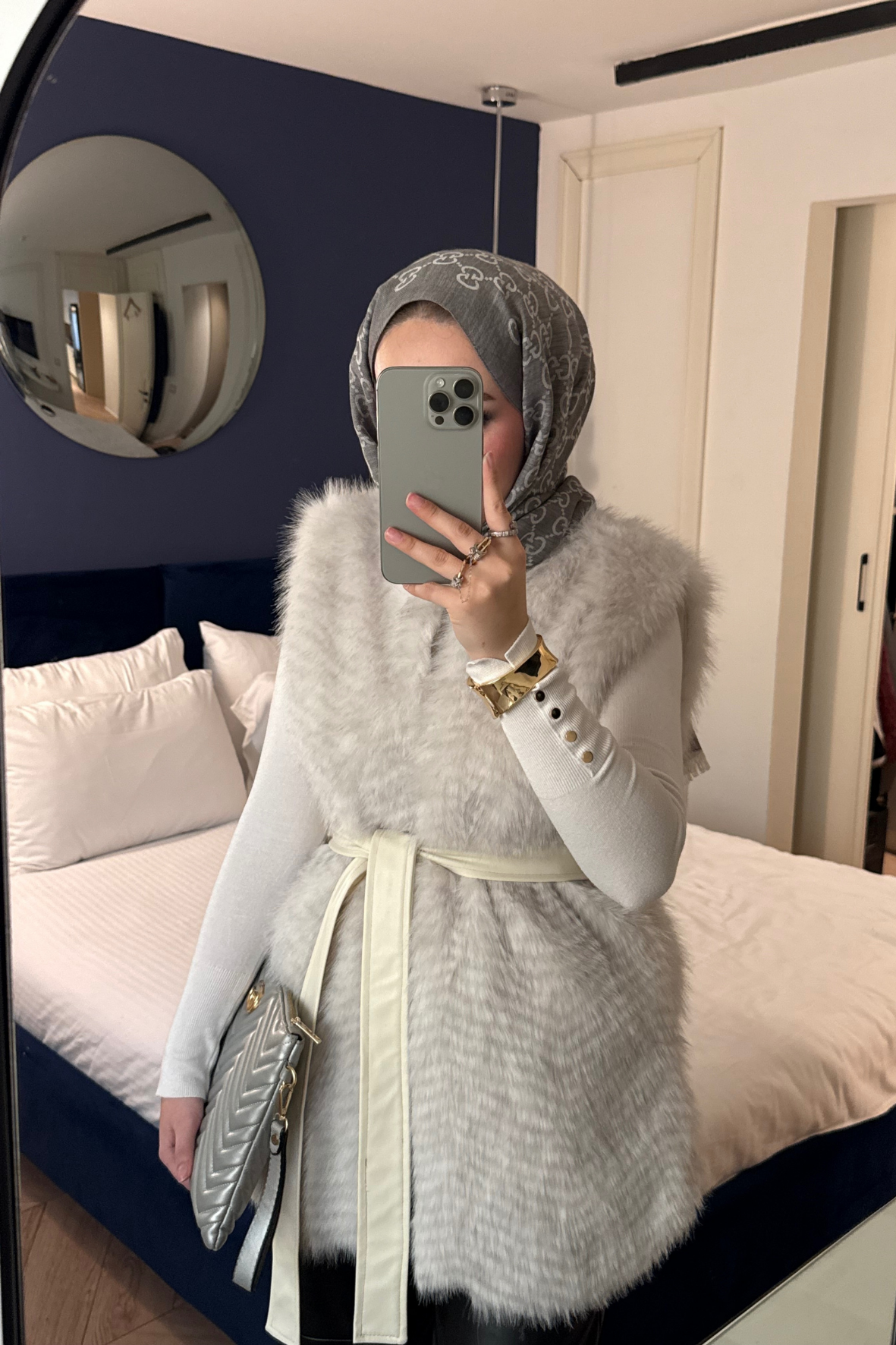 Balık Sırtı Desenli Deri Kemer Detaylı Kürk Yelek-51241