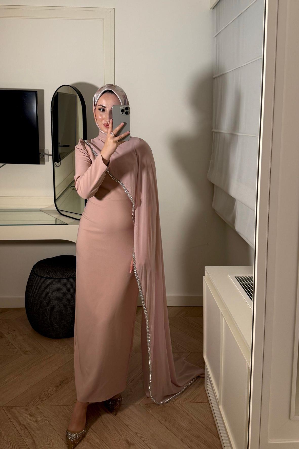 Milena Taşlı Premium Elbise-Pudra