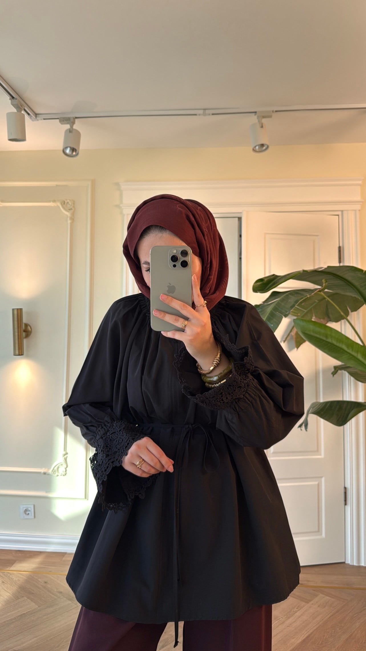 Maray Tasarım Nakış Detaylı Gömlek - Siyah-6550