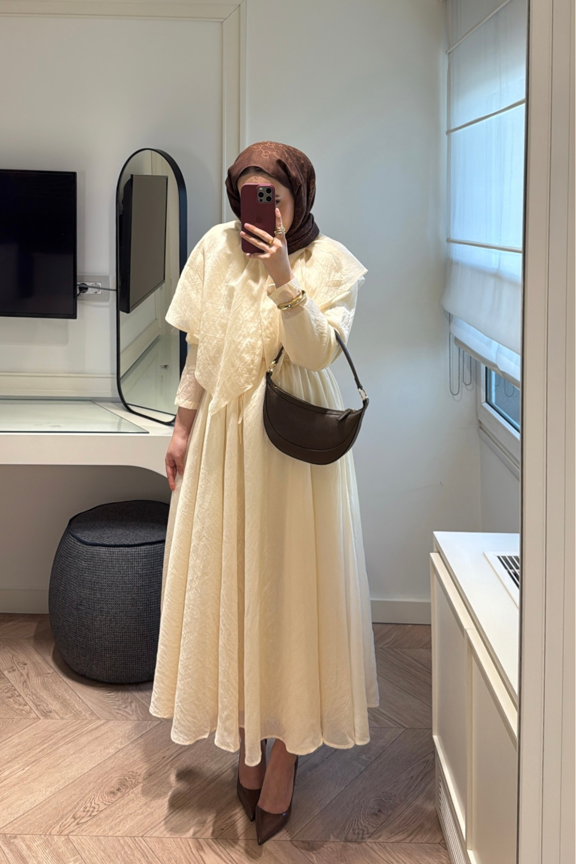 Pelerinli Vual Elbise - Krem-7826