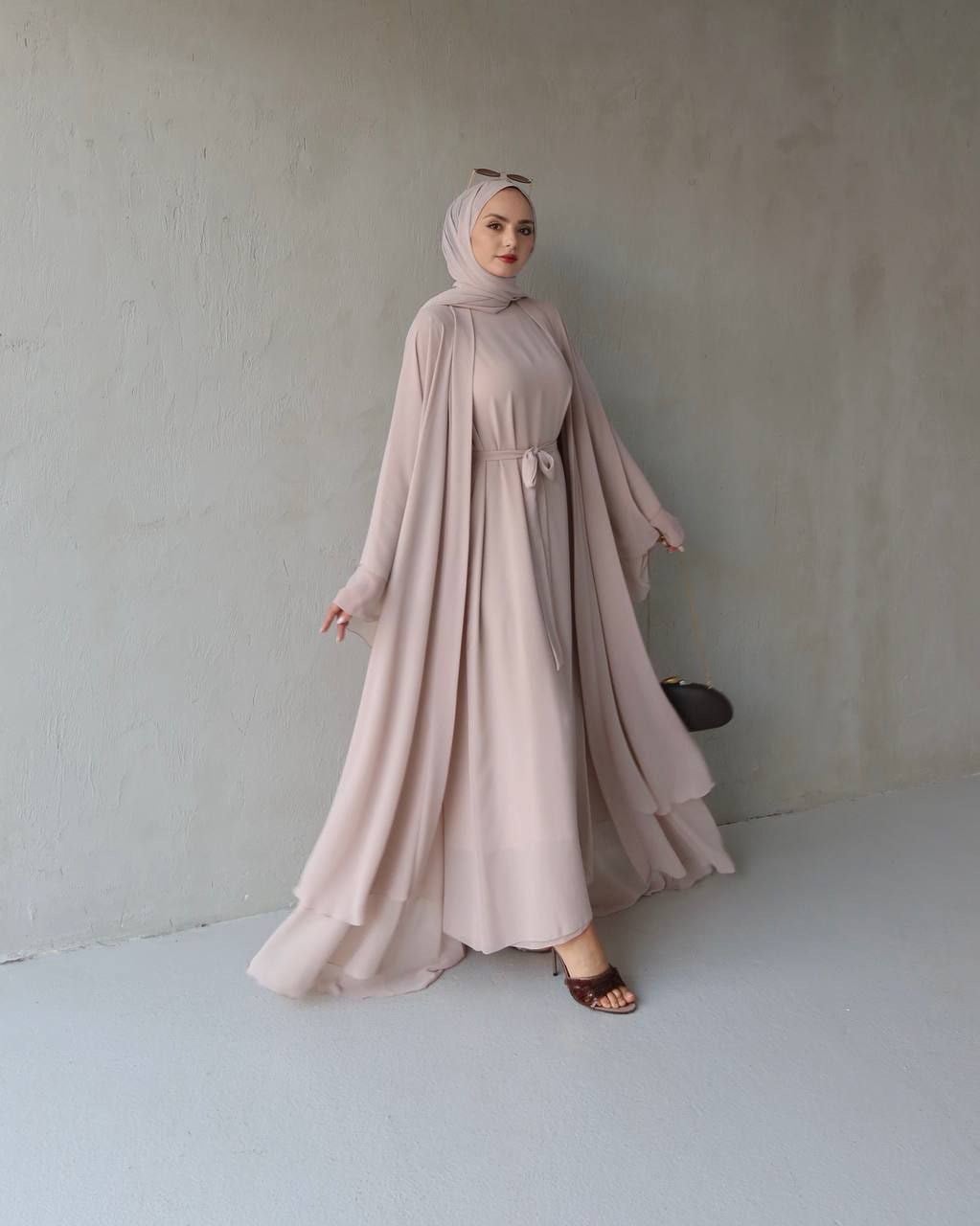 Zarya Abaya-Bej