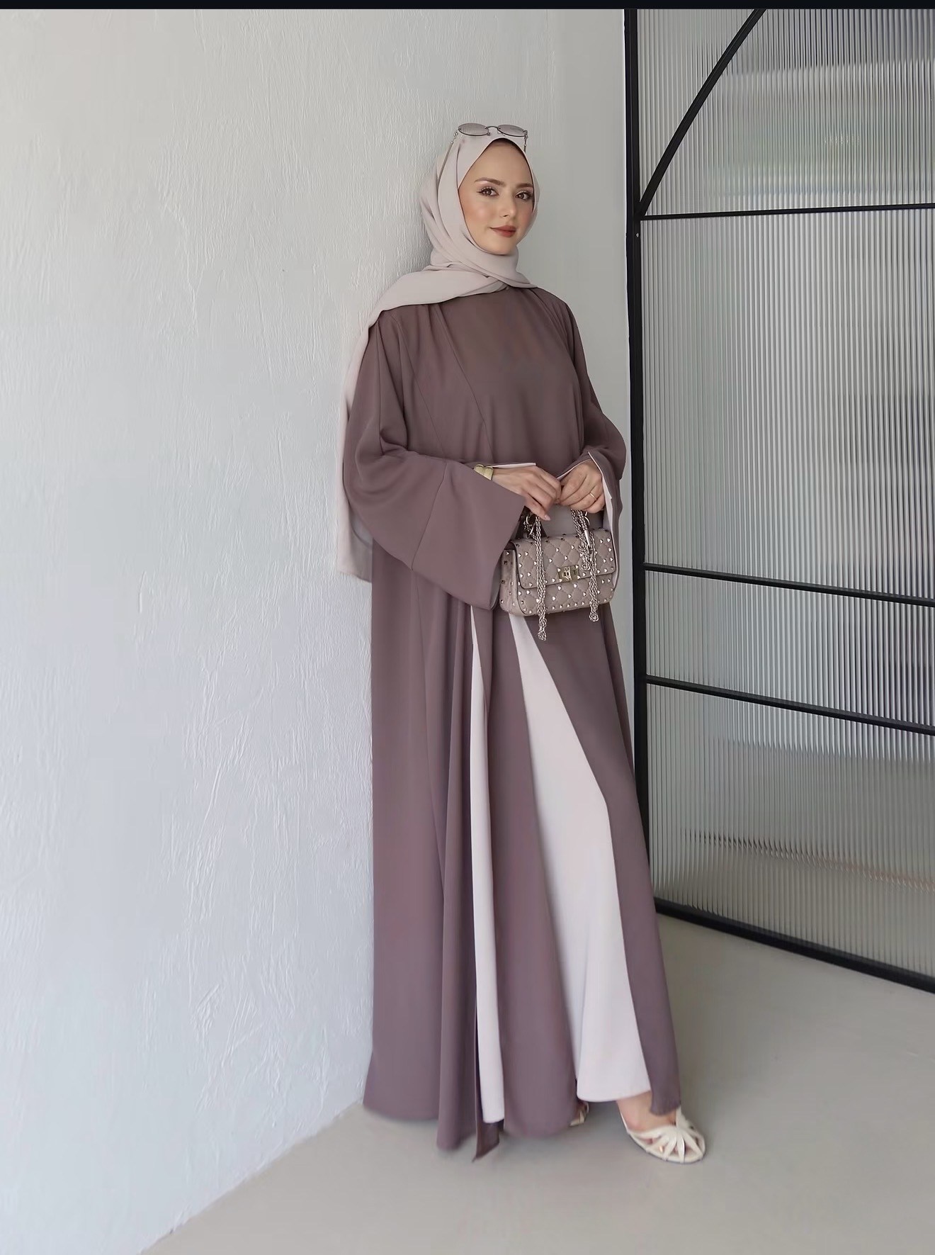 Zahra Parçalı Abaya-Vizon