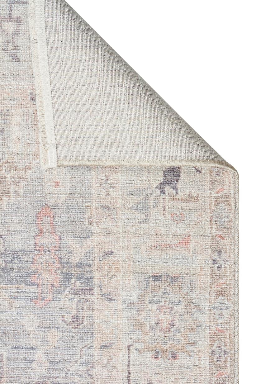 Pastel Tonlara Sahip Vintage Desenli Şık Halı